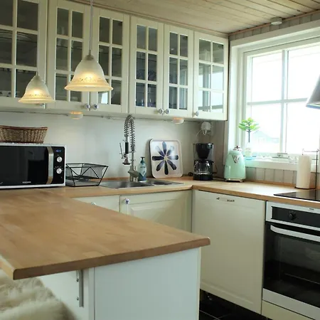 Heilo - From The Sea By Interhome بيت للعطل