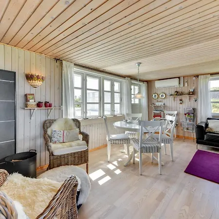 Heilo - From The Sea By Interhome بيت للعطل